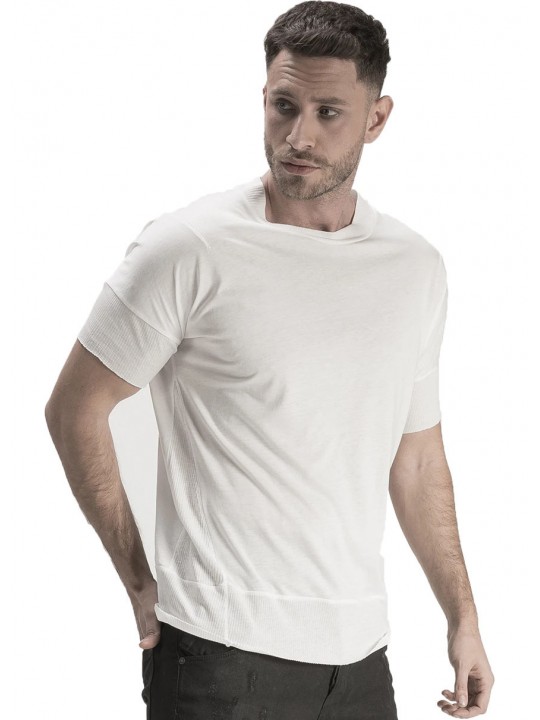 WHITE T-SHIRT